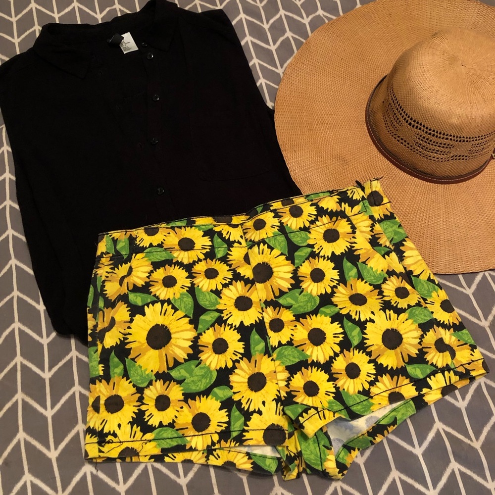 H&M Divided Sunflower print shorts
